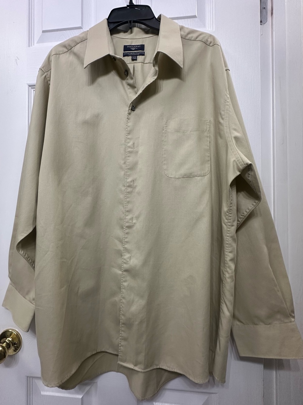 Docker’s XL Men's Long Sleeve Dress Shirt - Beige
